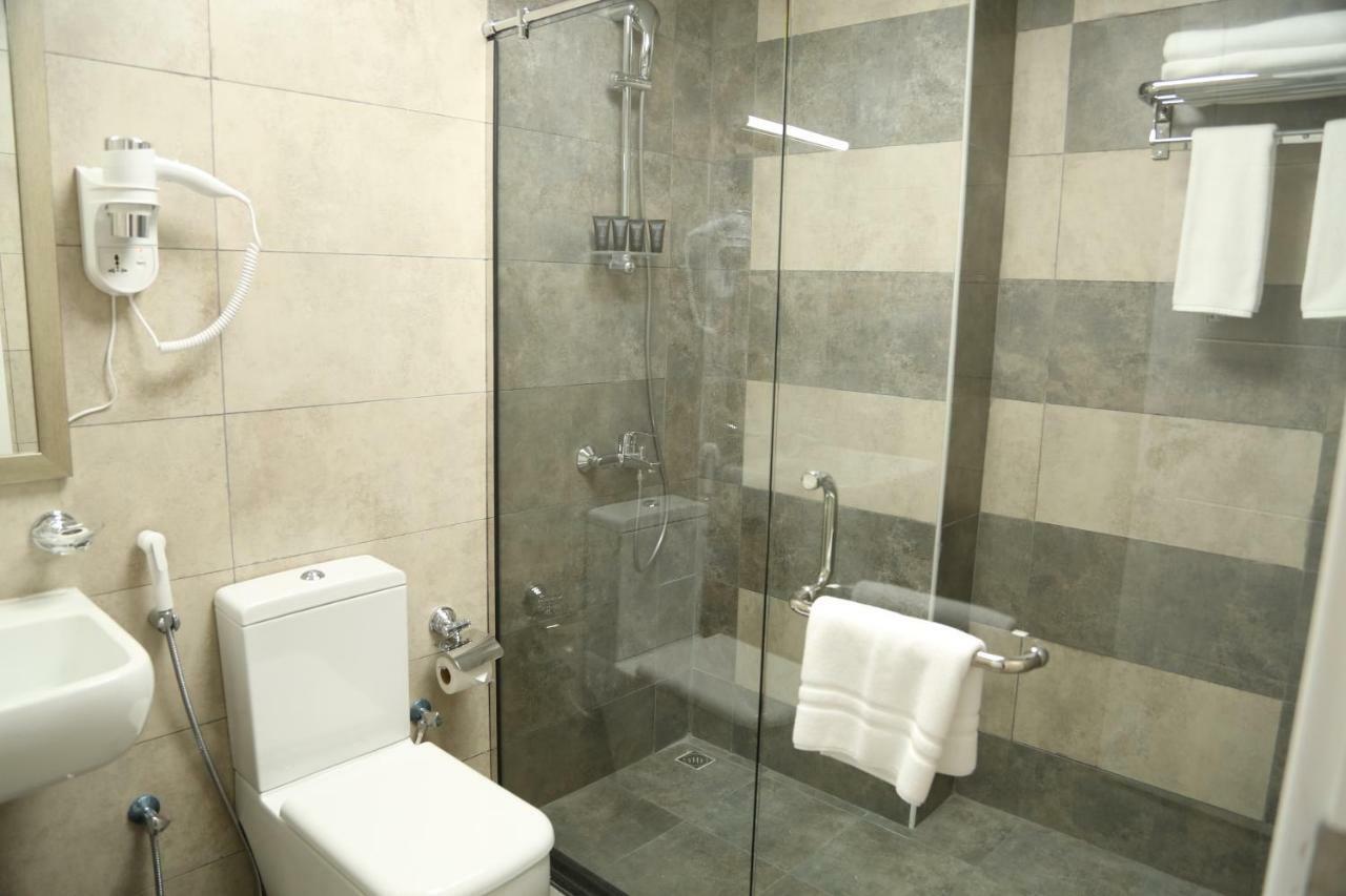 Uptown Hotel Apartment Fujairah By Gewan Exterior foto